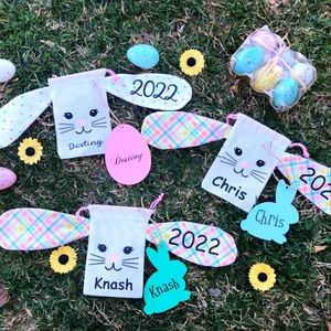 2 pc. Personalized Easter goodie bag and basket name tag set
